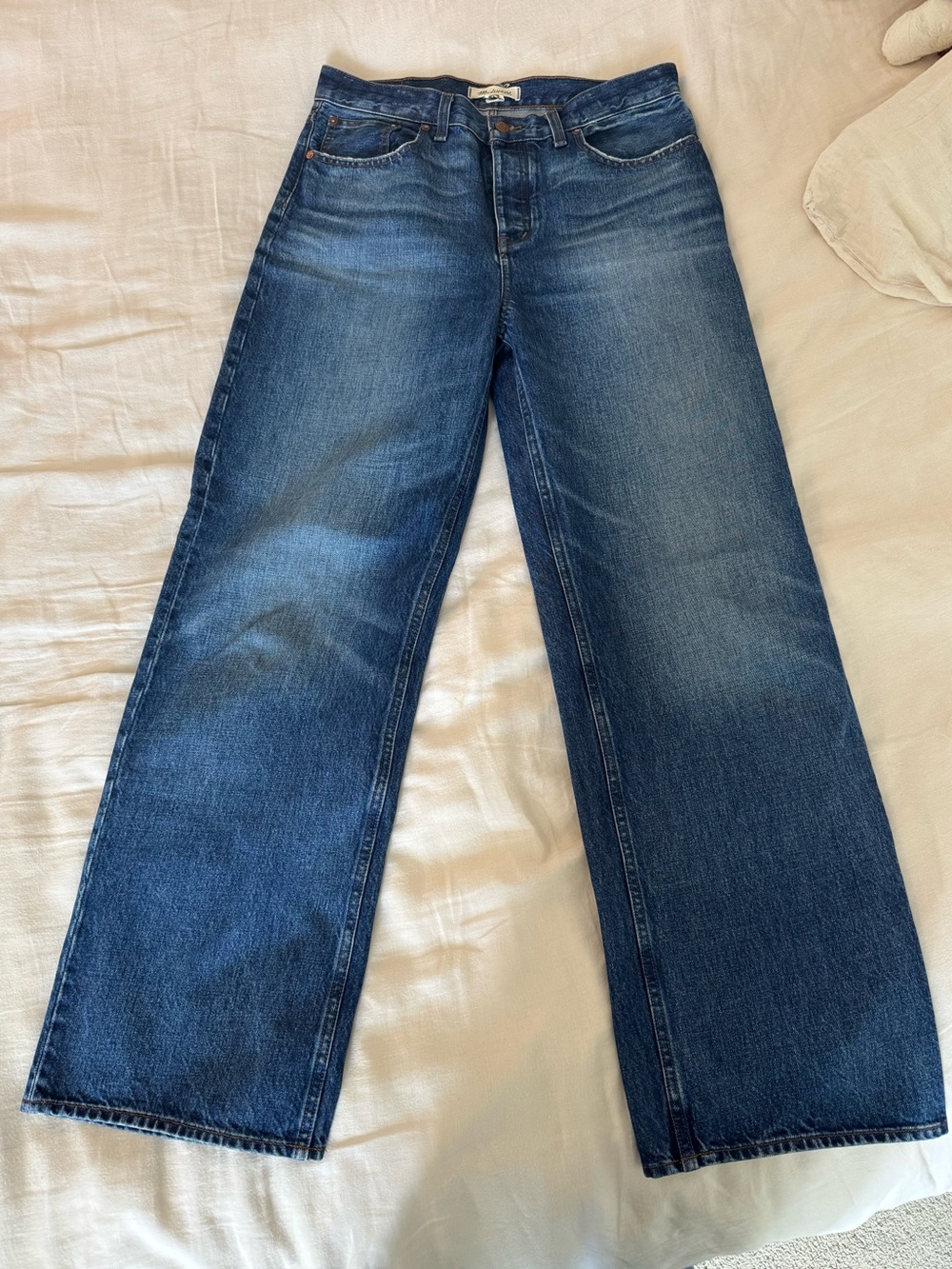 Madewell Low Slung Baggy Jean in Moffat Wash